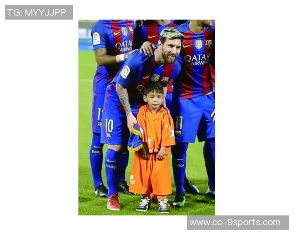 博尼回忆初恋球衣埃托奥的蓝黑战袍承载青春梦想